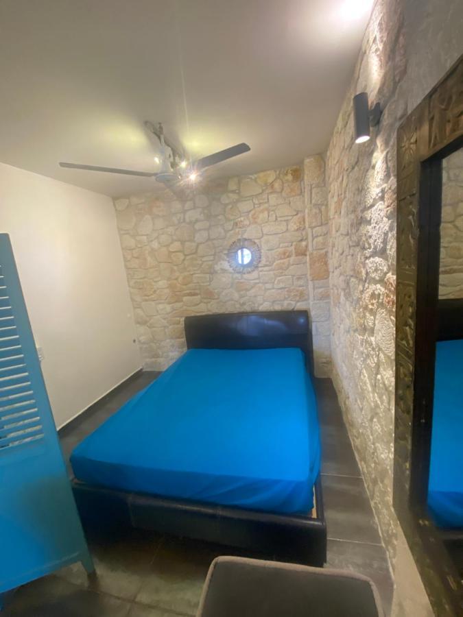 Frenki Apartment By The Sea Сівірі Екстер'єр фото